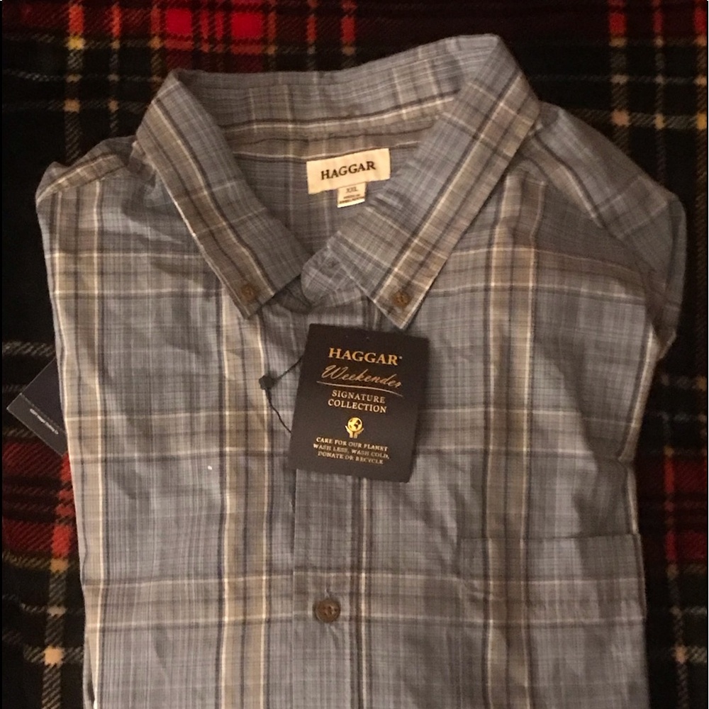 Haggar Weekender Signature Collection long sleeve plaid dress shirt